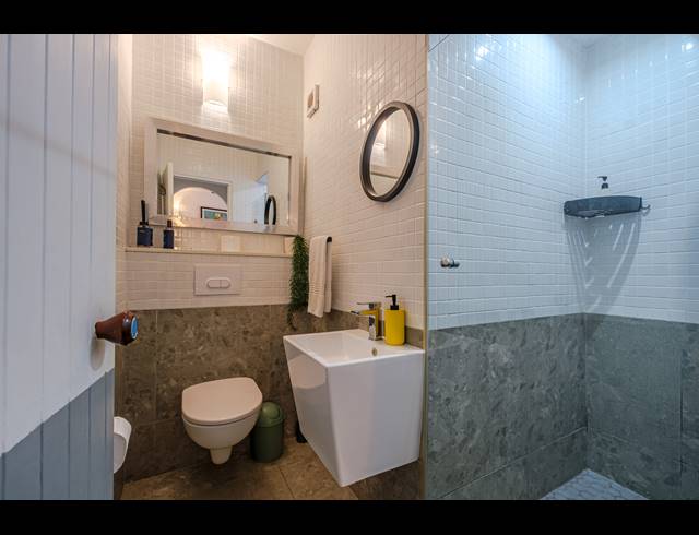 3 BEDROOM APARTMENT FOR SALE IN THOMPSONS BAY